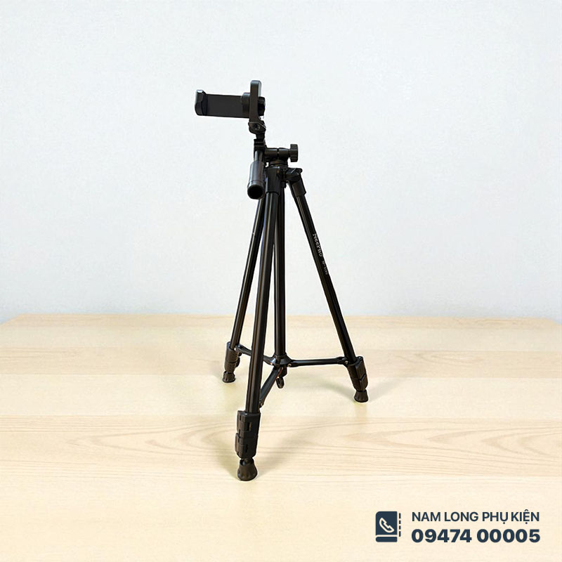tripod may anh