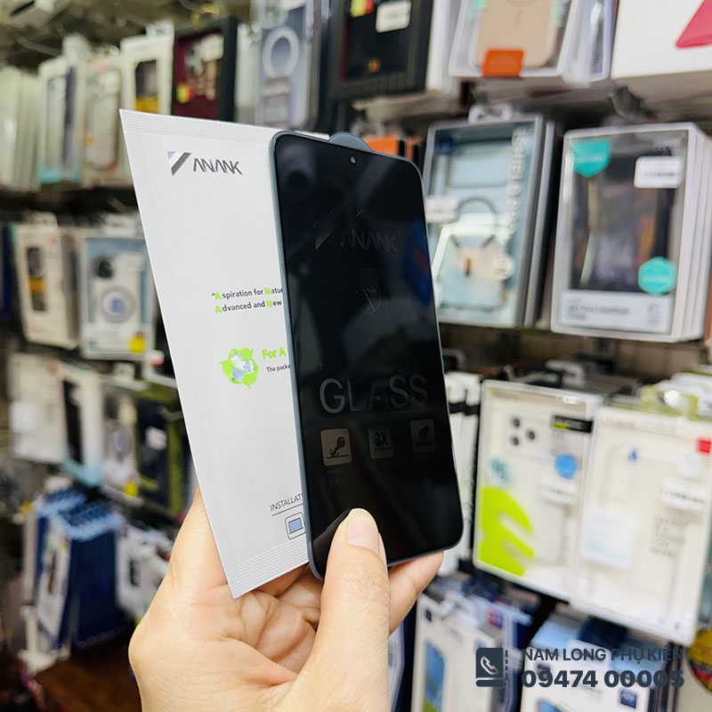 cuong luc chong nhin trom galaxy s25