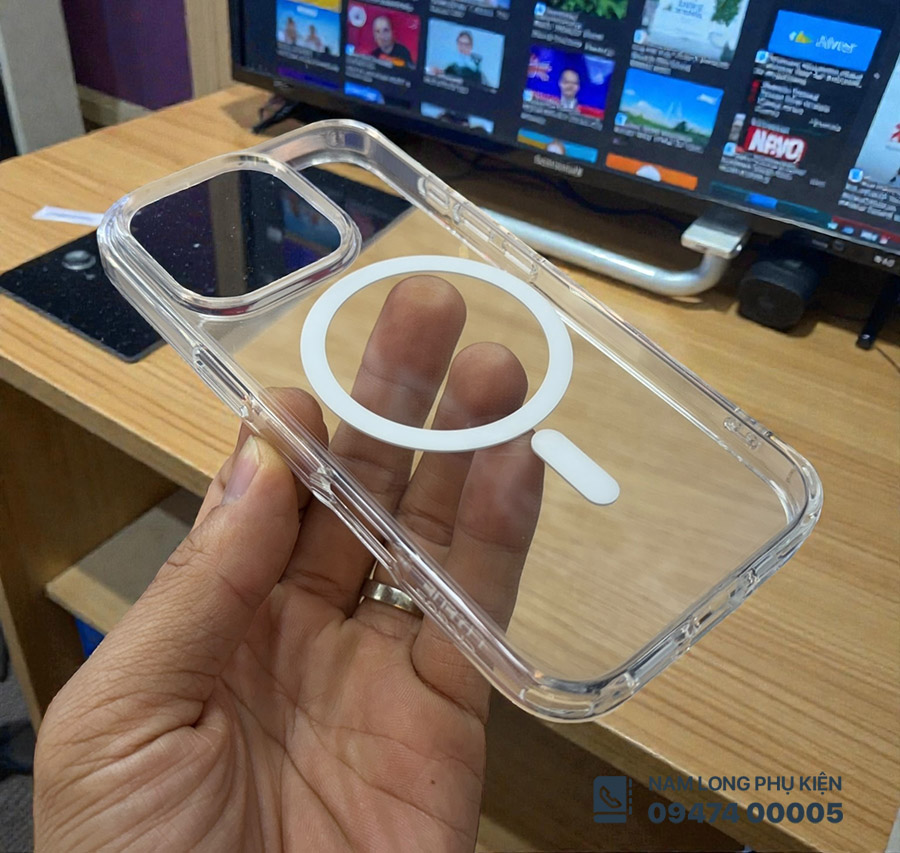 op lung iphone 16 pro trong suot