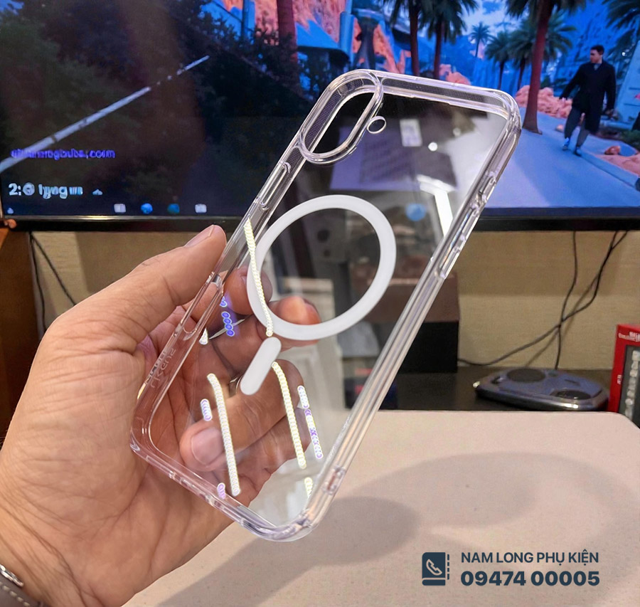 op lung iphone 16 trong suot quan 2