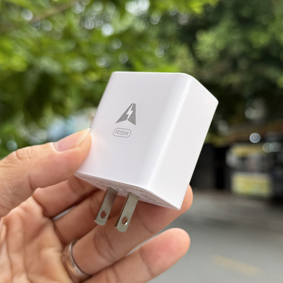 Củ Sạc Nhanh 35W 1 USB-A + 1 USB-C Salaman Chính Hãng