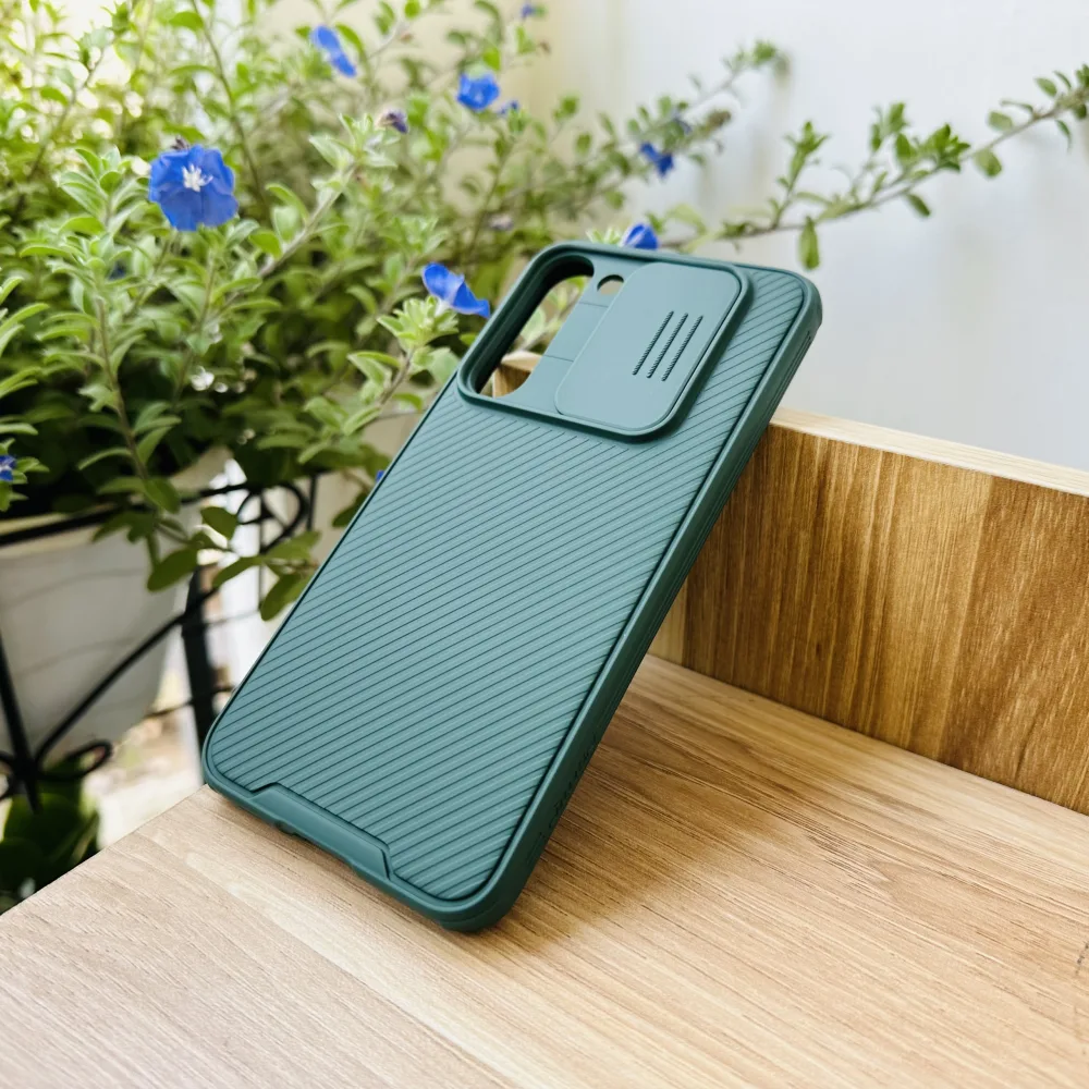 Ốp lưng Galaxy S23 Plus Nillkin Camshield chính hãng