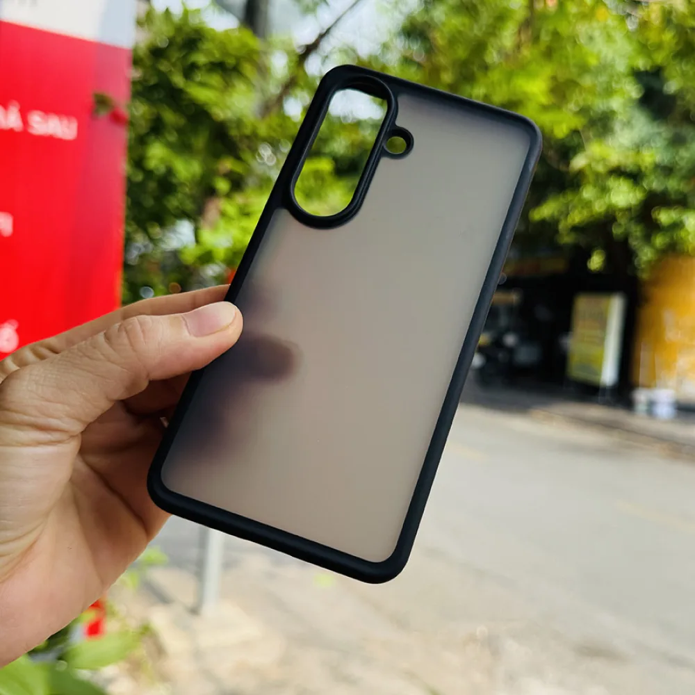 Ốp lưng Galaxy S26 Likgus nhám