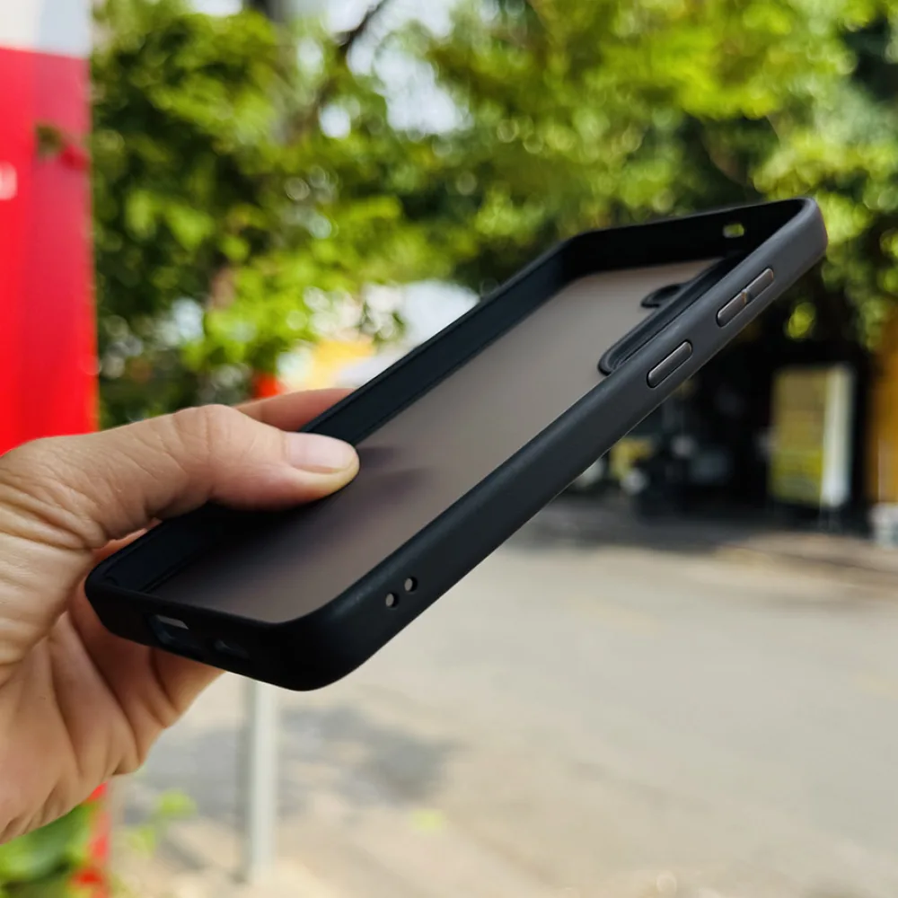 Ốp lưng Galaxy S26 Likgus nhám