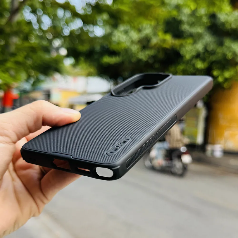 Ốp lưng Galaxy S26 Ultra Nillkin Frosted Shield