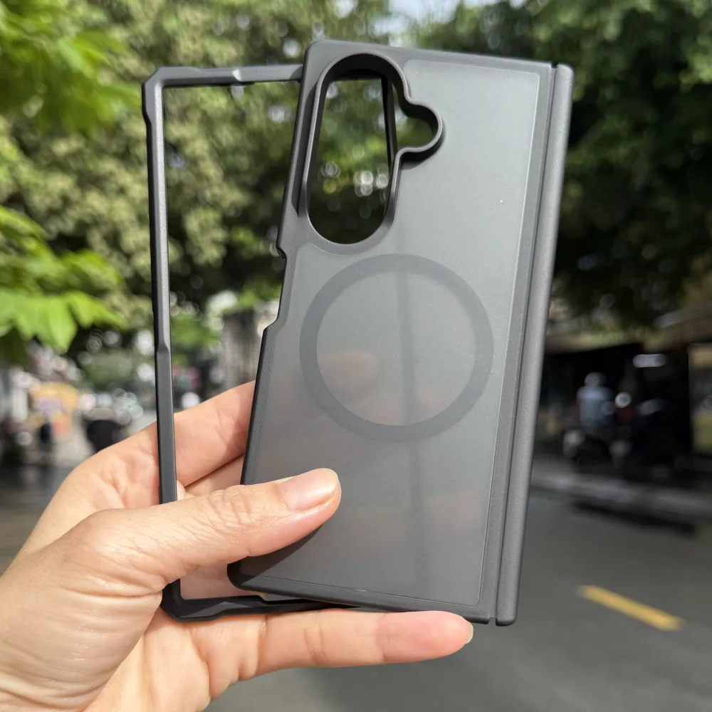 Ốp lưng Galaxy Z Fold8 Ultra Likgus nhám Offical