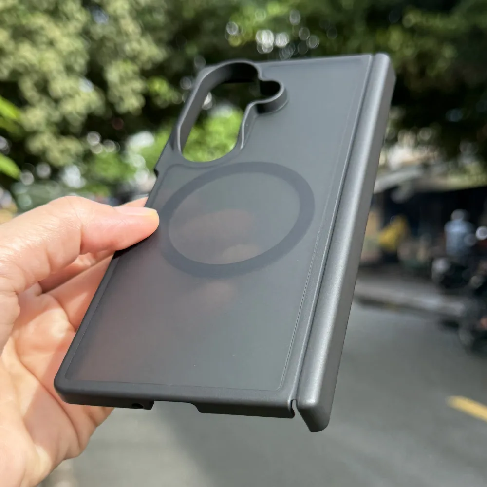 Ốp lưng Galaxy Z Fold8 Ultra Likgus nhám Offical