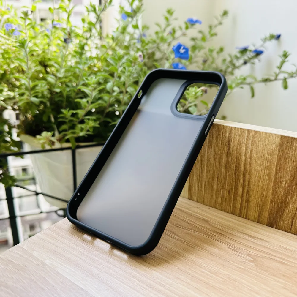 Ốp lưng iPhone 12/ 12 Pro Likgus viền màu