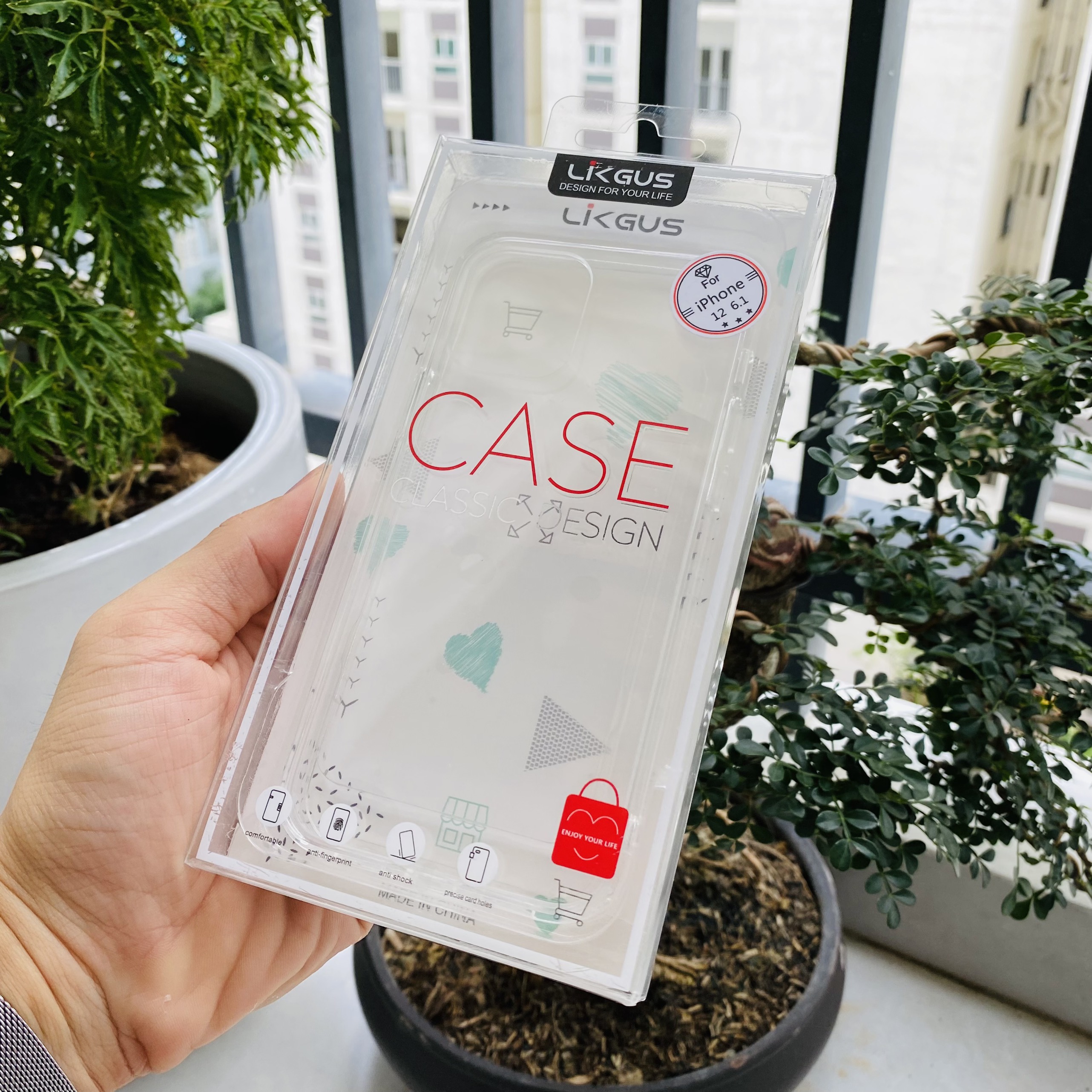Ốp lưng iPhone 12 Pro Likgus trong viền PU