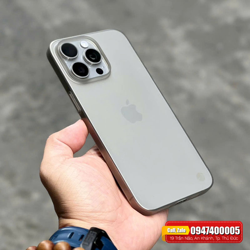 Ốp lưng iPhone 15 Pro Max Switcheasy Ultra thin