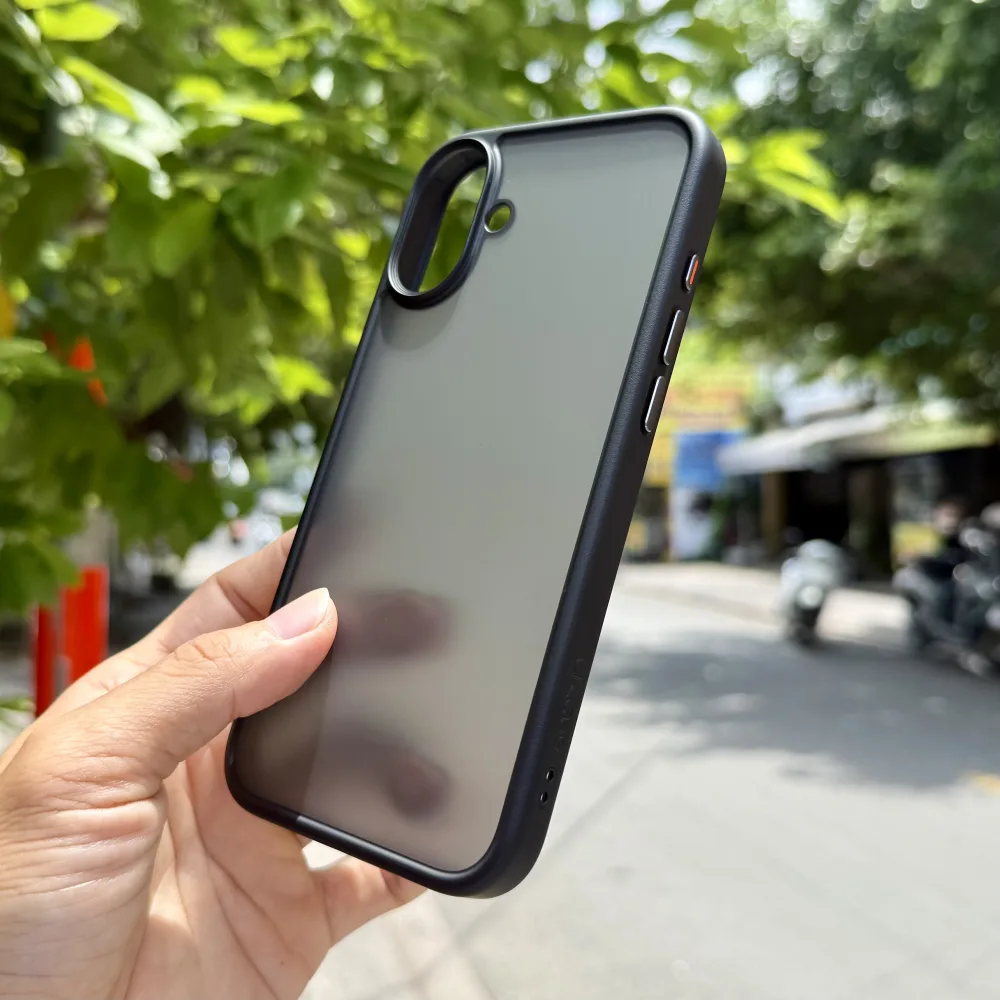 Ốp lưng iPhone 16 Plus Likgus nhám