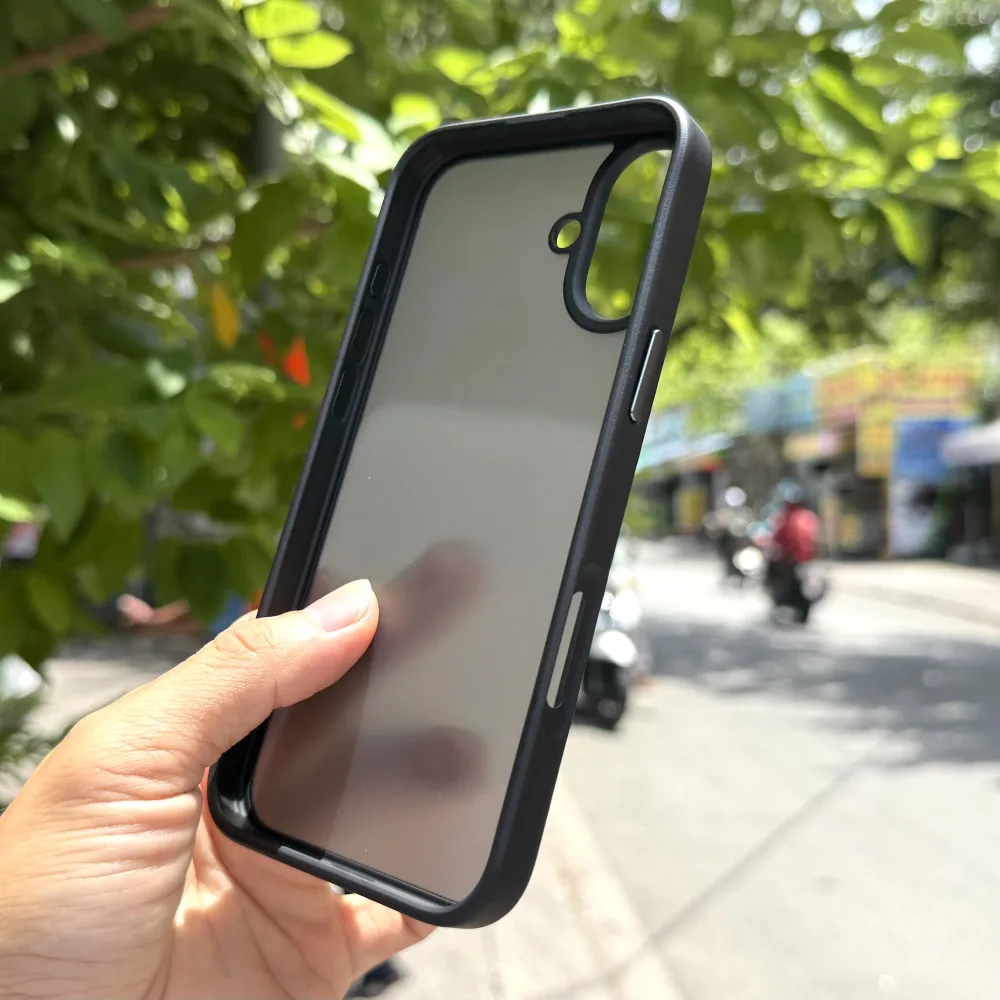 Ốp lưng iPhone 16 Plus Likgus nhám