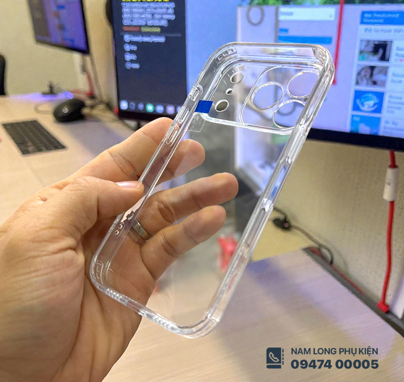 Ốp lưng iPhone 17 Pro/ 18 Pro trong suốt Likgus