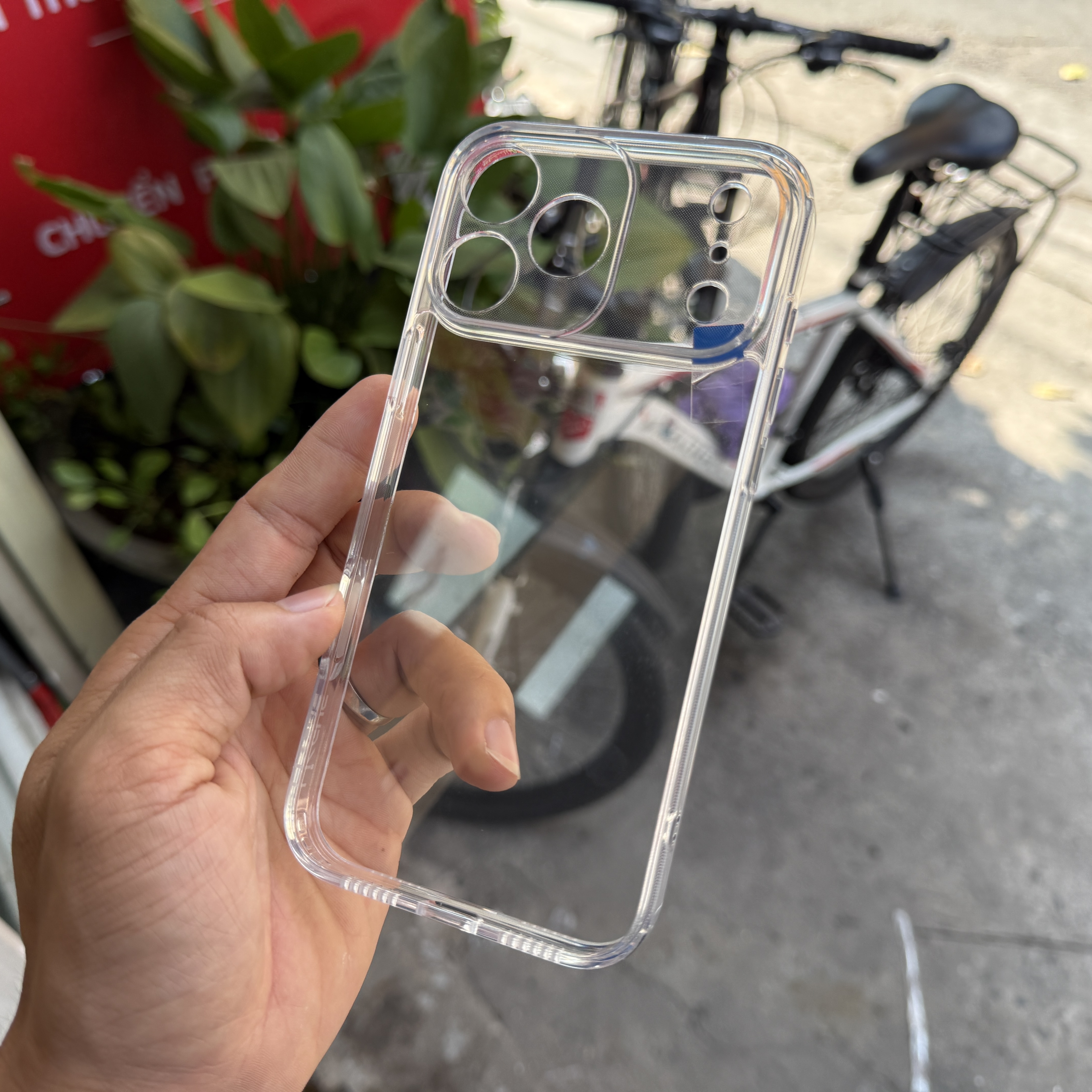 Ốp lưng iPhone 17 Pro Max/ 18 Pro Max trong suốt Likgus