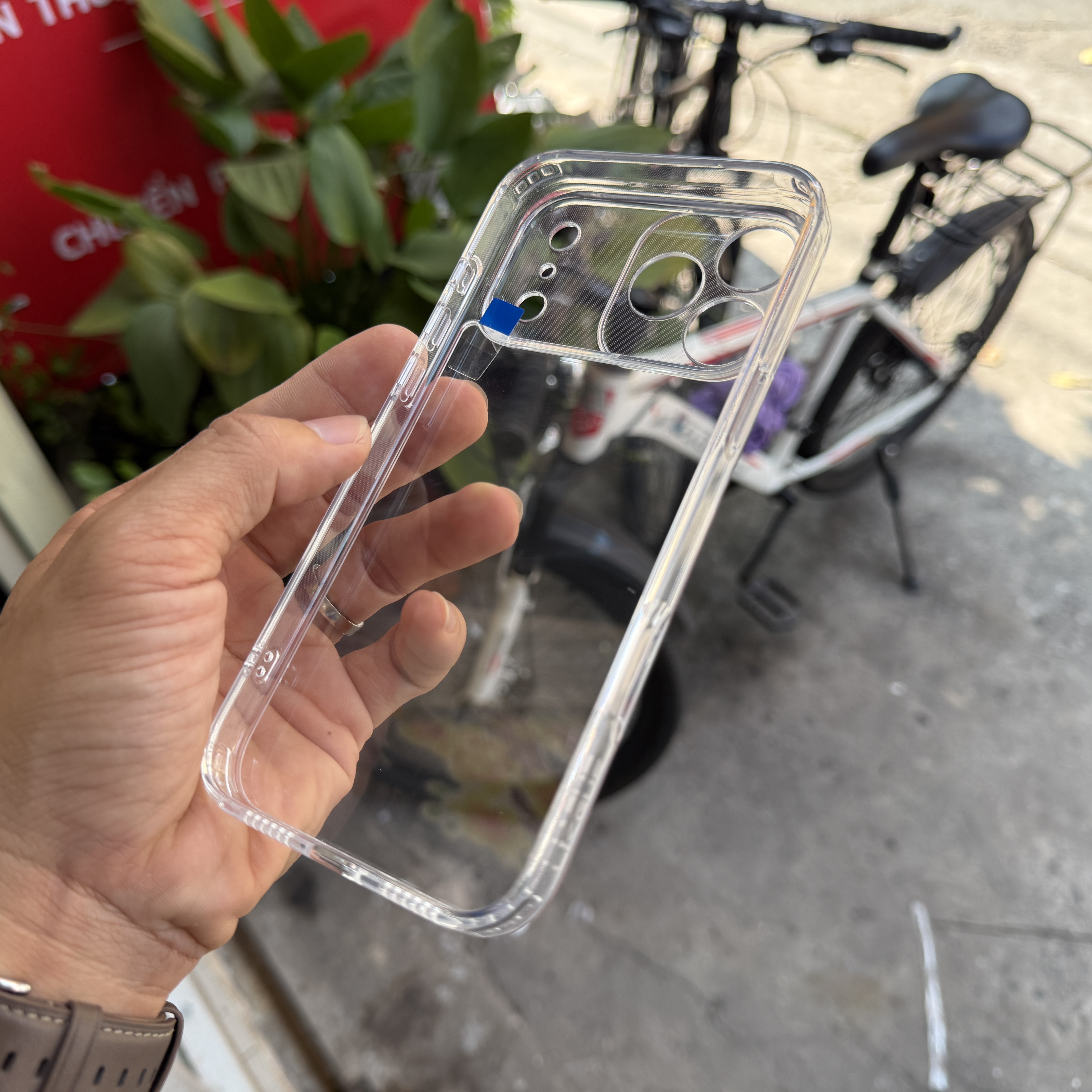 Ốp lưng iPhone 17 Pro Max/ 18 Pro Max trong suốt Likgus