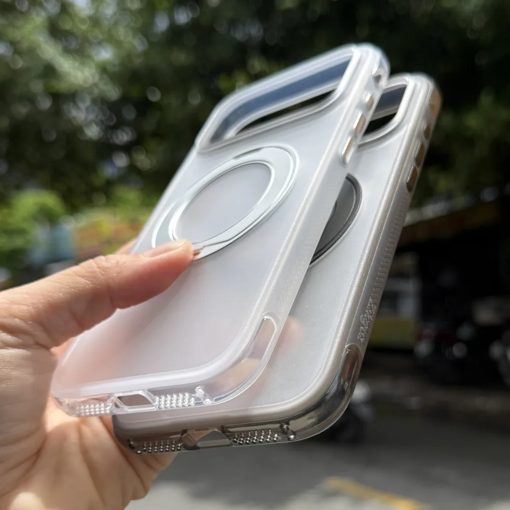 Ốp lưng iPhone 17 Pro Max/ 18 Pro Max Bioni kệ Magsafe