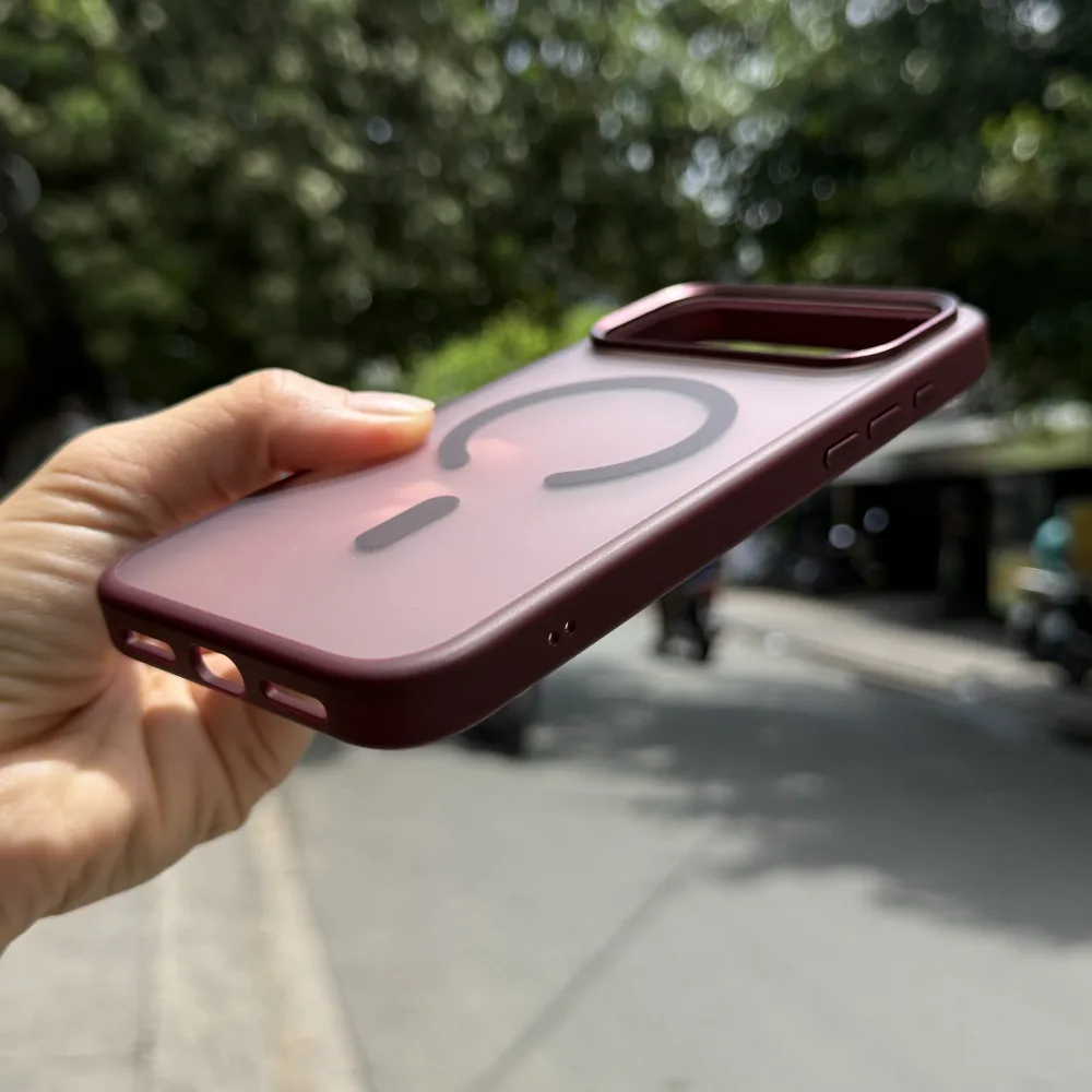 Ốp lưng iPhone 17 Pro Max/ 18 Pro Max Mutural Mist Magsafe