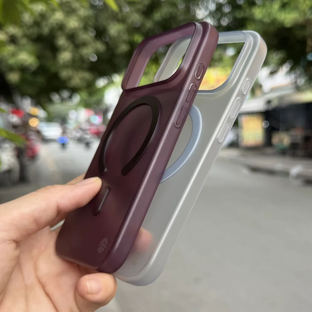 Ốp lưng iPhone 18 Pro Switcheasy lụa Magsafe