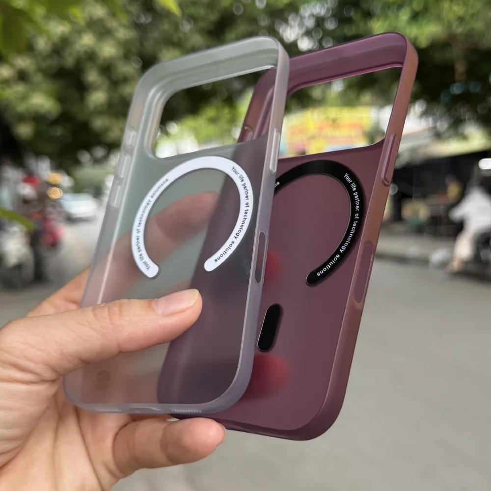 Ốp lưng iPhone 18 Pro Switcheasy lụa Magsafe