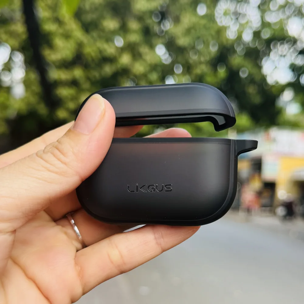 Ốp Airpods Pro 3 Likgus nhám