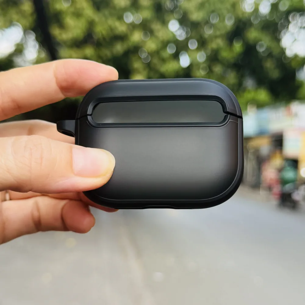 Ốp Airpods Pro 3 Likgus nhám