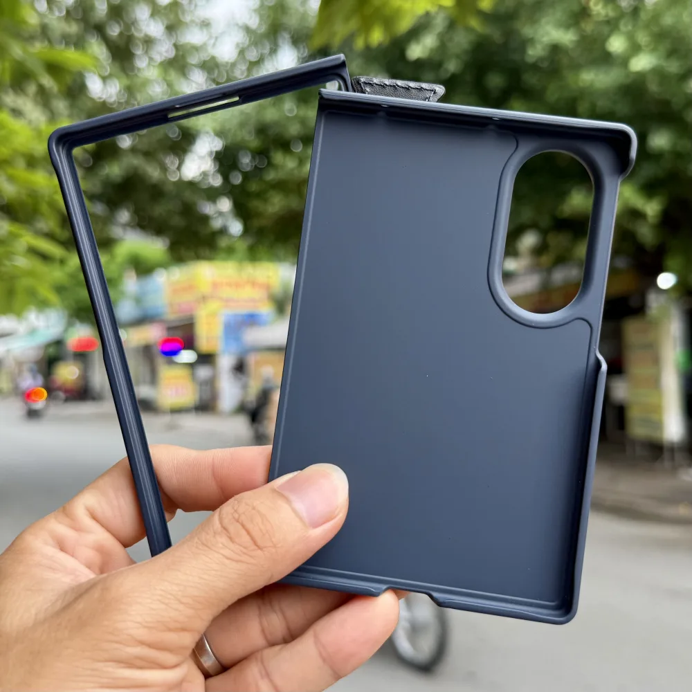 Ốp lưng Galaxy Z Fold8 Ravaka Lucas Wrist Strap