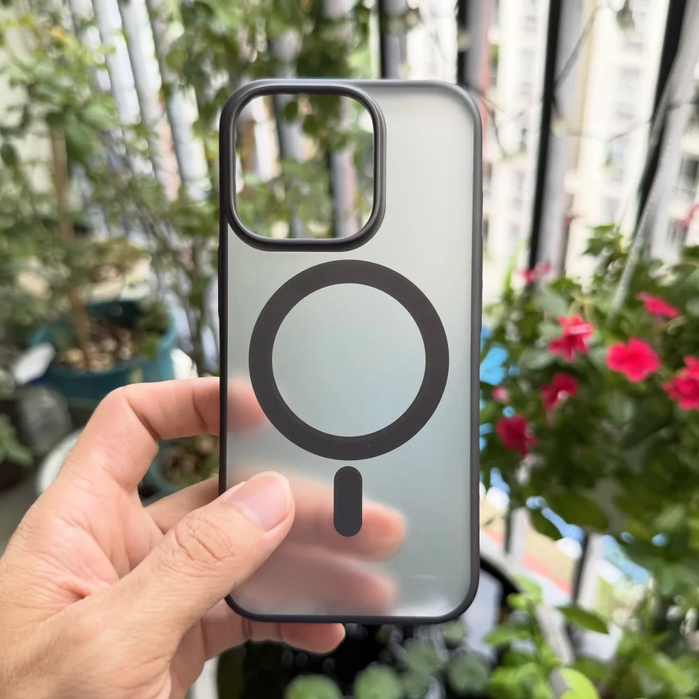 Ốp lưng iPhone 16 Pro Likgus Airbag