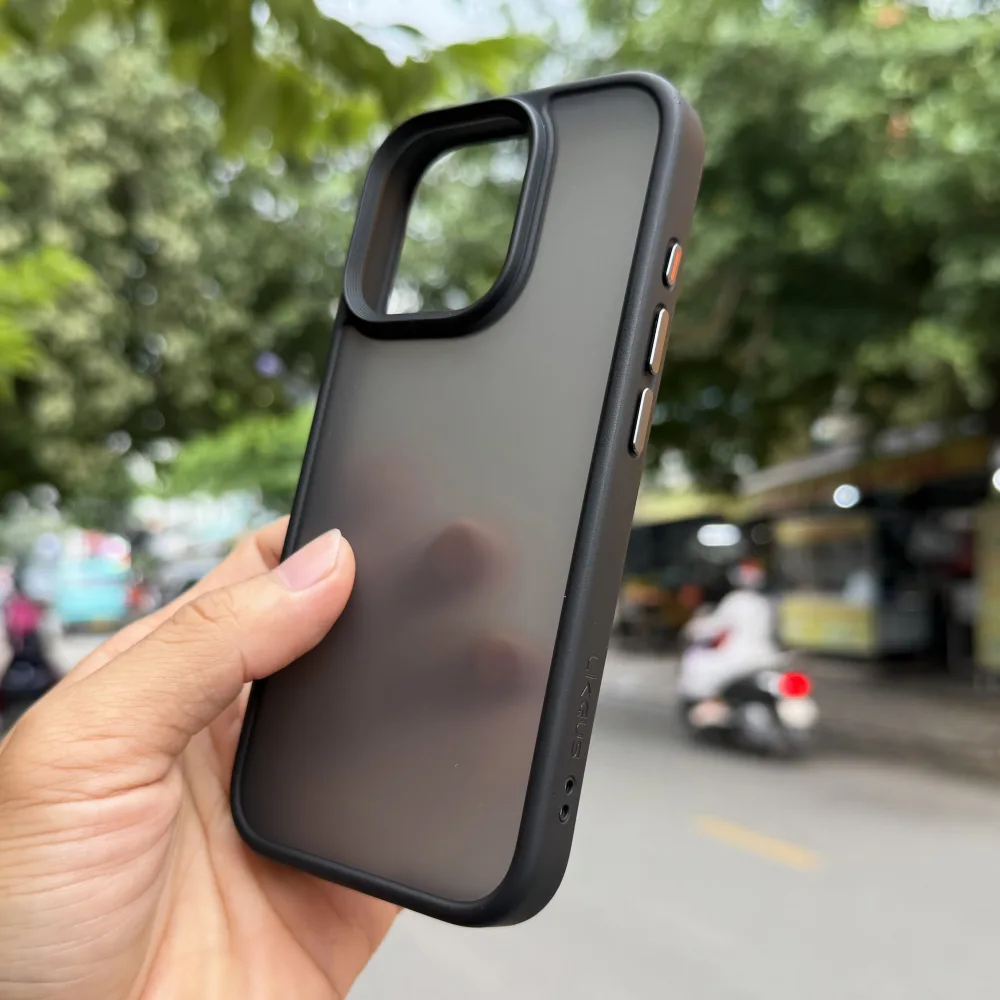 Ốp Lưng iPhone 16 Pro Likgus Nhám Mờ Chống Sốc Chính Hãng Giá Tốt