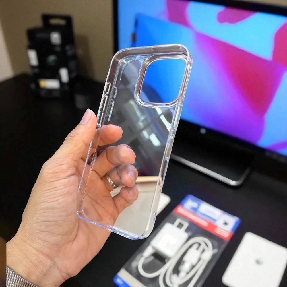 Ốp lưng iPhone 16 Pro trong suốt X-Level