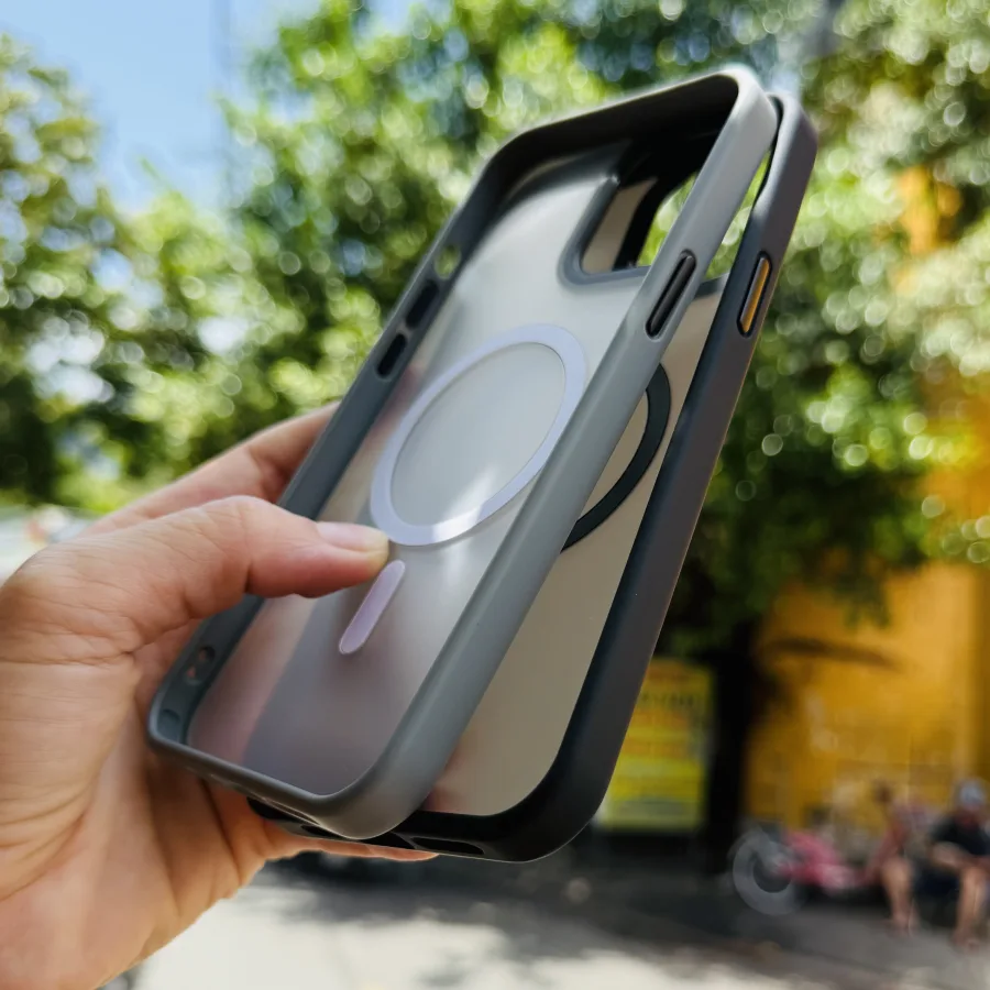 Ốp Magsafe iPhone 12 Pro Max LIKGUS lưng mờ chống sốc