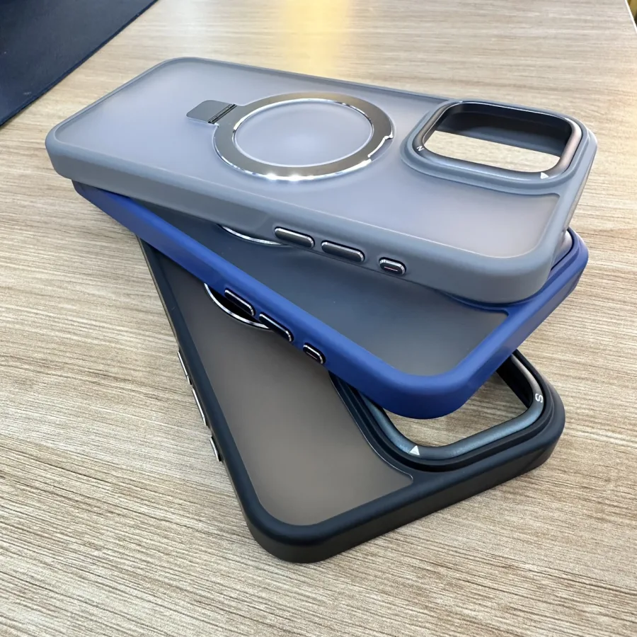 Ốp lưng iPhone 15 Pro Filada Magsafe kệ