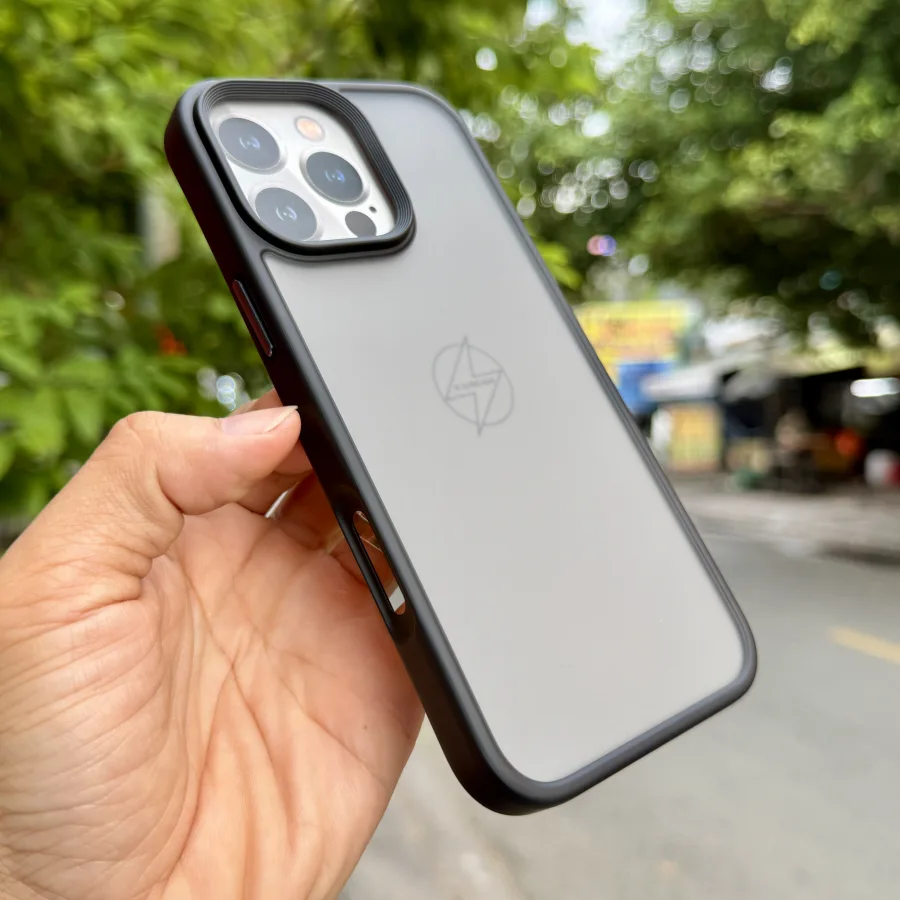 Ốp Magsafe iPhone 16 Pro Max LIKGUS lưng mờ chống sốc